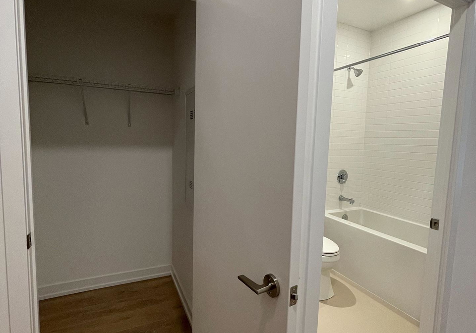 150-logan-avenue-toronto-toronto-ontario-e13535964