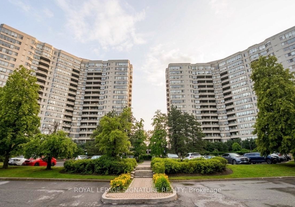 160-alton-towers-circle-toronto-scarborough-ontario-e13536488