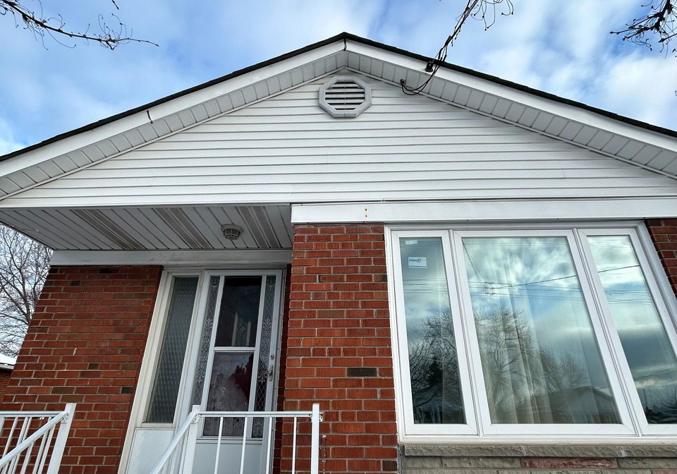8-highwood-avenue-toronto-scarborough-ontario-e13536736