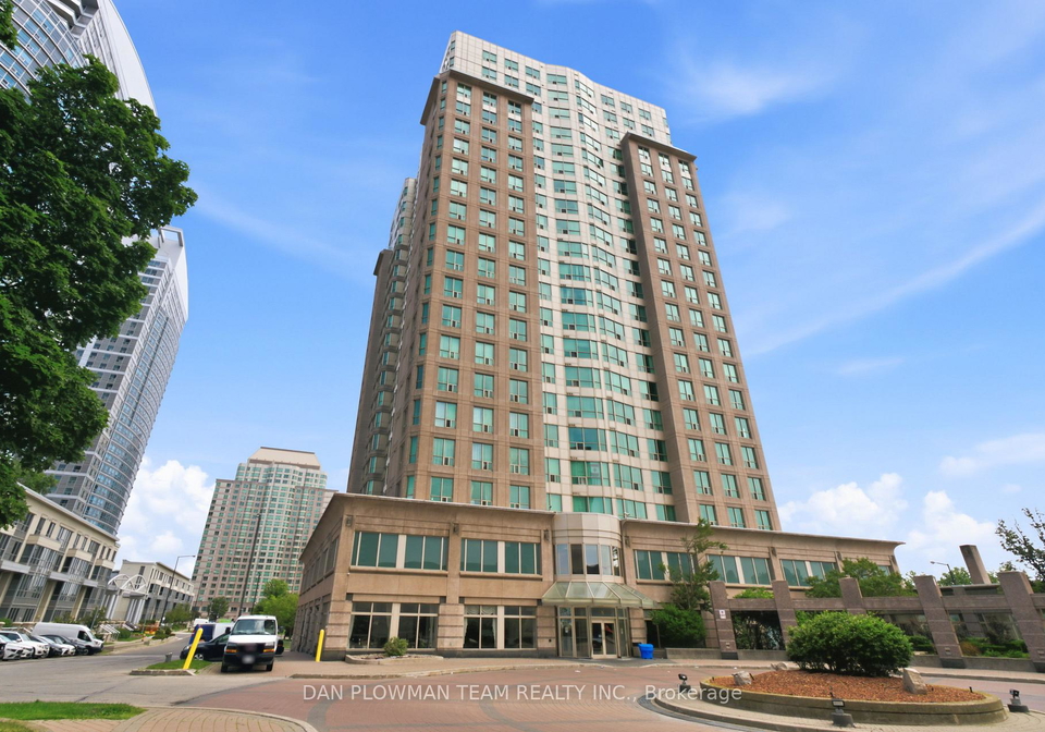 8-lee-centre-drive-toronto-scarborough-ontario-e13536742
