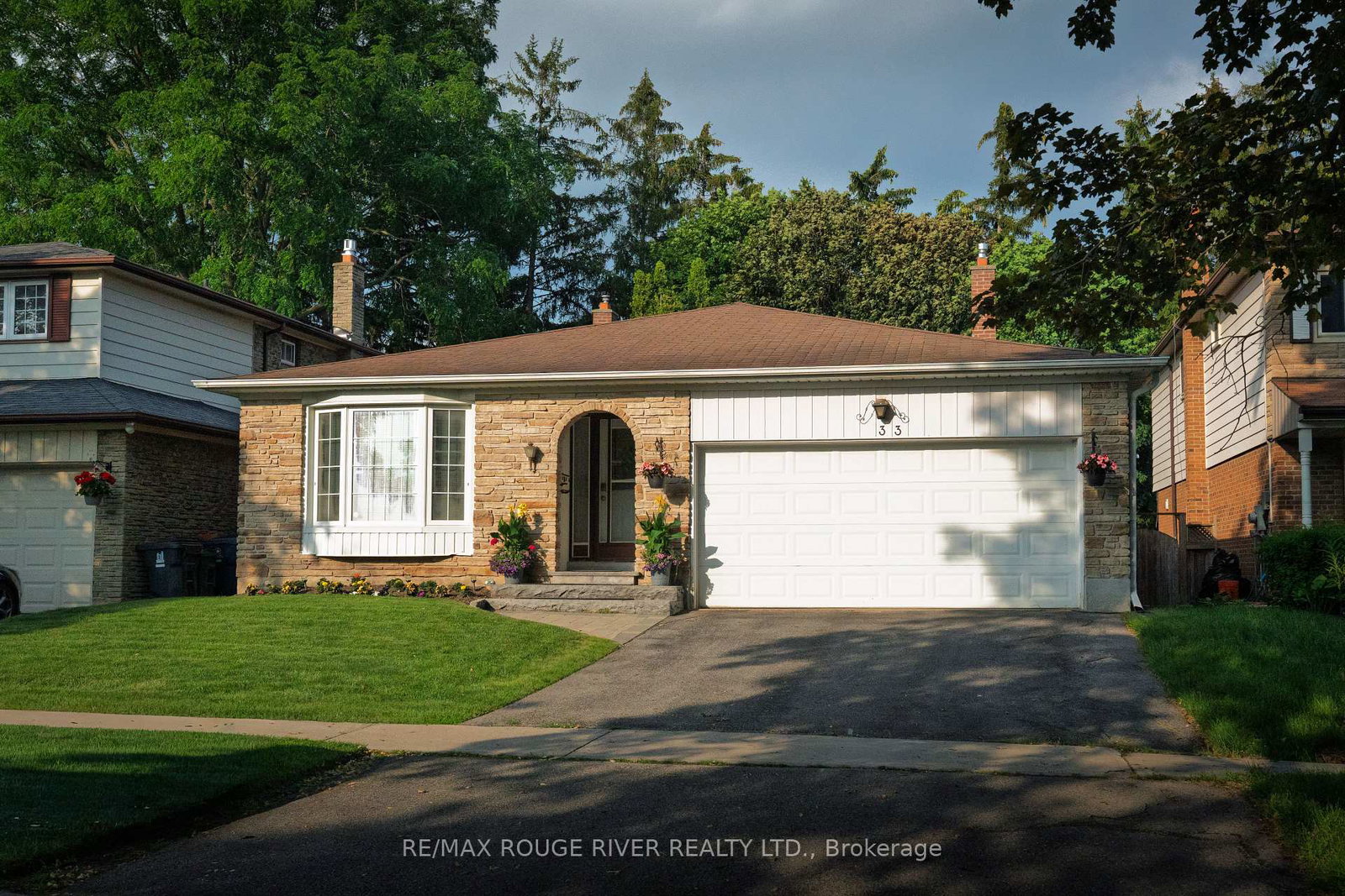 33-pepper-tree-drive-toronto-scarborough-ontario-e13536788