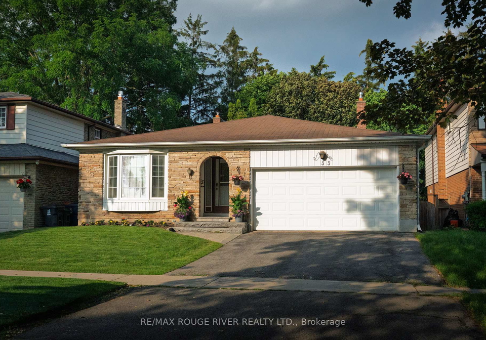 33-pepper-tree-drive-toronto-scarborough-ontario-e13536788