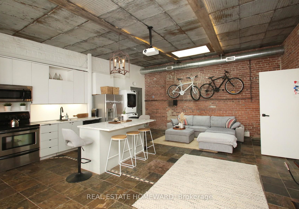 147-boston-avenue-toronto-toronto-ontario-e13537106