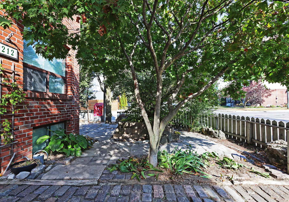 212-glebemount-avenue-toronto-east-york-ontario-e13537140