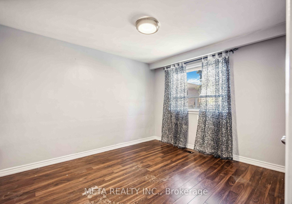 94-greenock-avenue-toronto-scarborough-ontario-e13537808