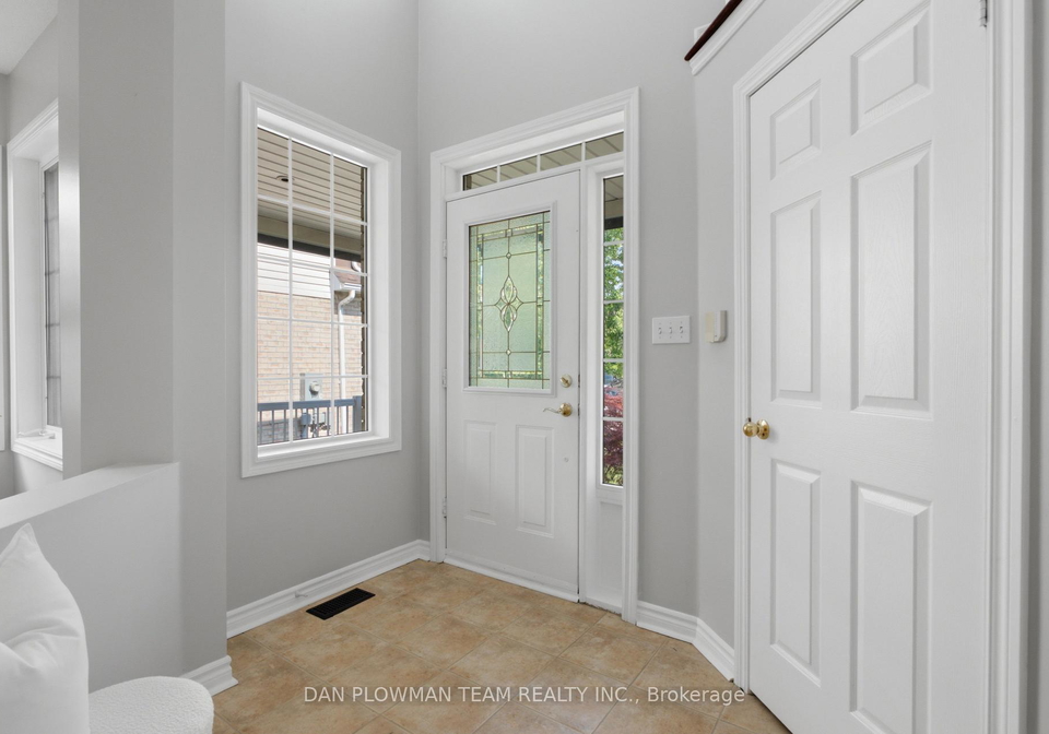 30-weldon-street-whitby-ontario-e13538006
