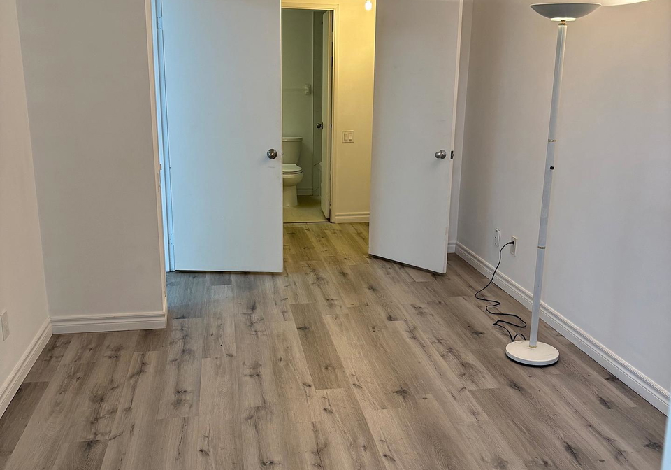 2466-eglinton-avenue-e-toronto-scarborough-ontario-e13538040