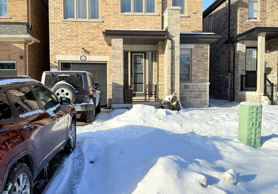 1000-andrew-murdoch-street-oshawa-ontario-e13538774