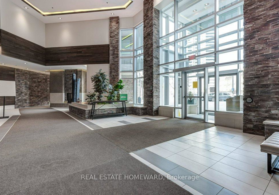 1215-bayly-street-pickering-ontario-e13539090