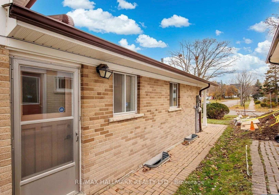 12-wardencourt-drive-toronto-scarborough-ontario-e13539140