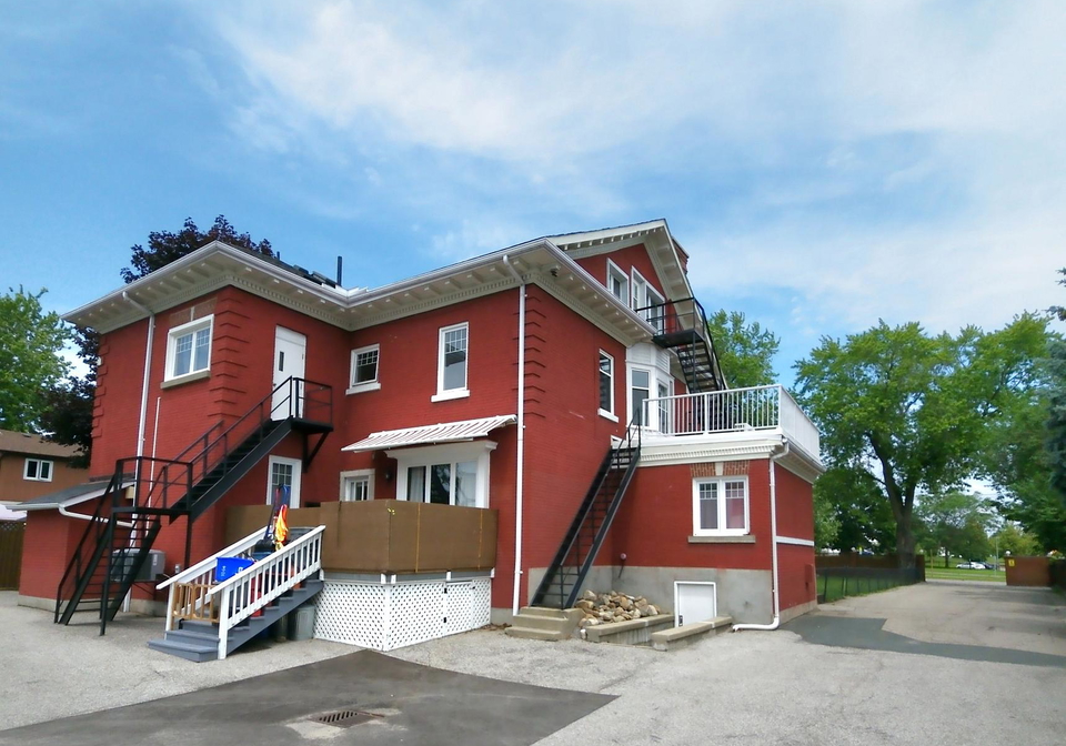 1110-simcoe-street-s-oshawa-ontario-e13539148