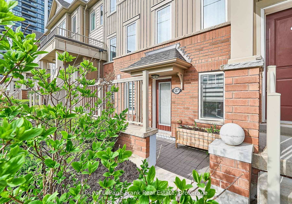 2500-hill-rise-court-oshawa-ontario-e13539614