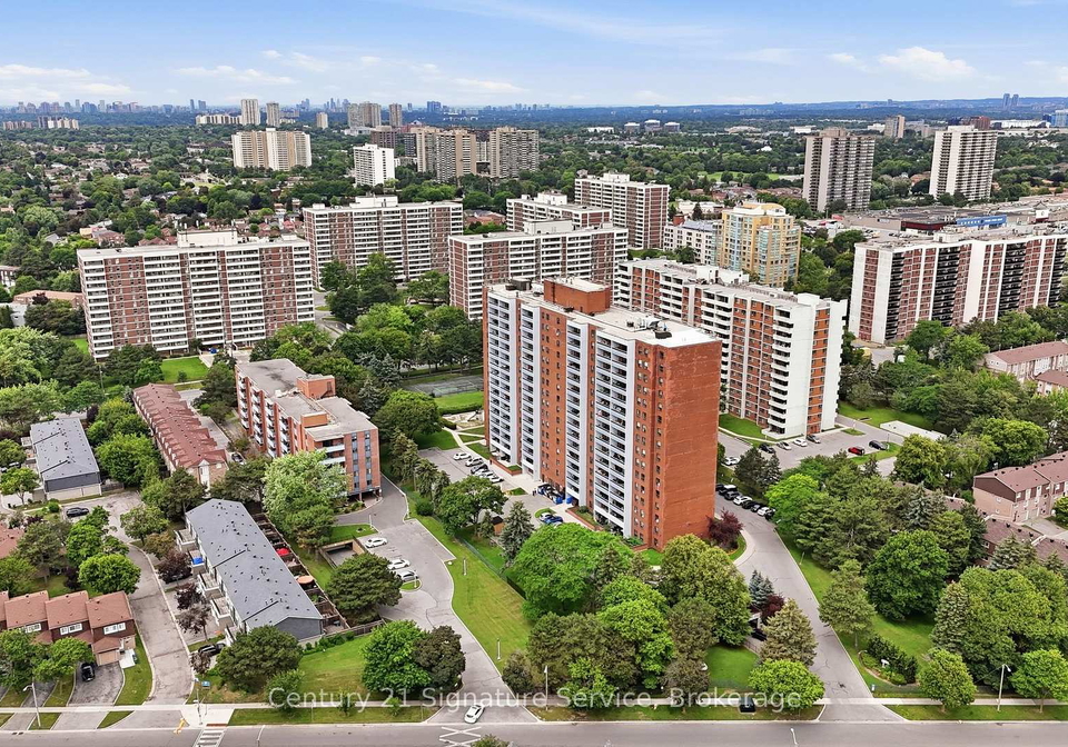 1250-bridletowne-circle-toronto-scarborough-ontario-e13539622