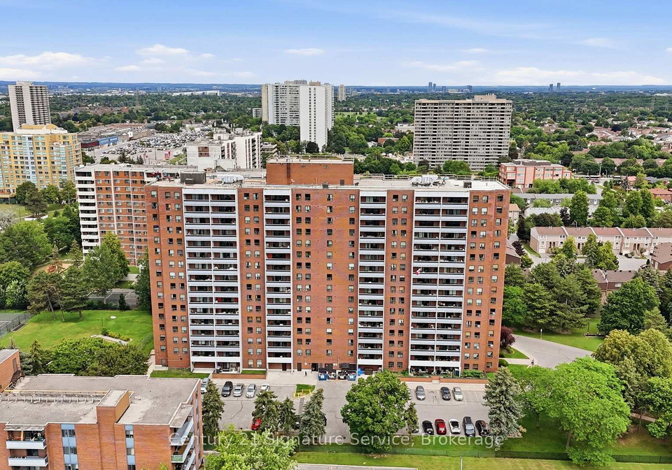 1250-bridletowne-circle-toronto-scarborough-ontario-e13539622