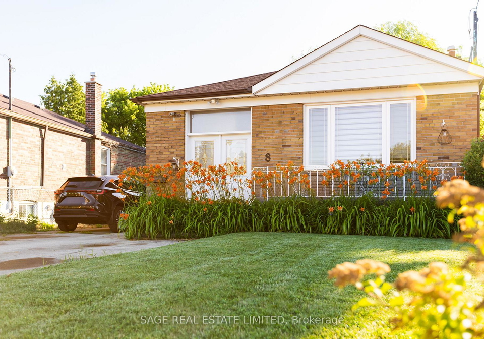 8-lombardy-crescent-toronto-scarborough-ontario-e13539750