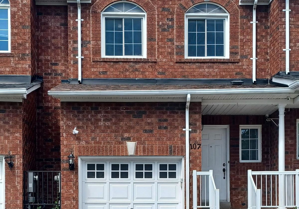 107-dooley-crescent-ajax-ontario-e13540972