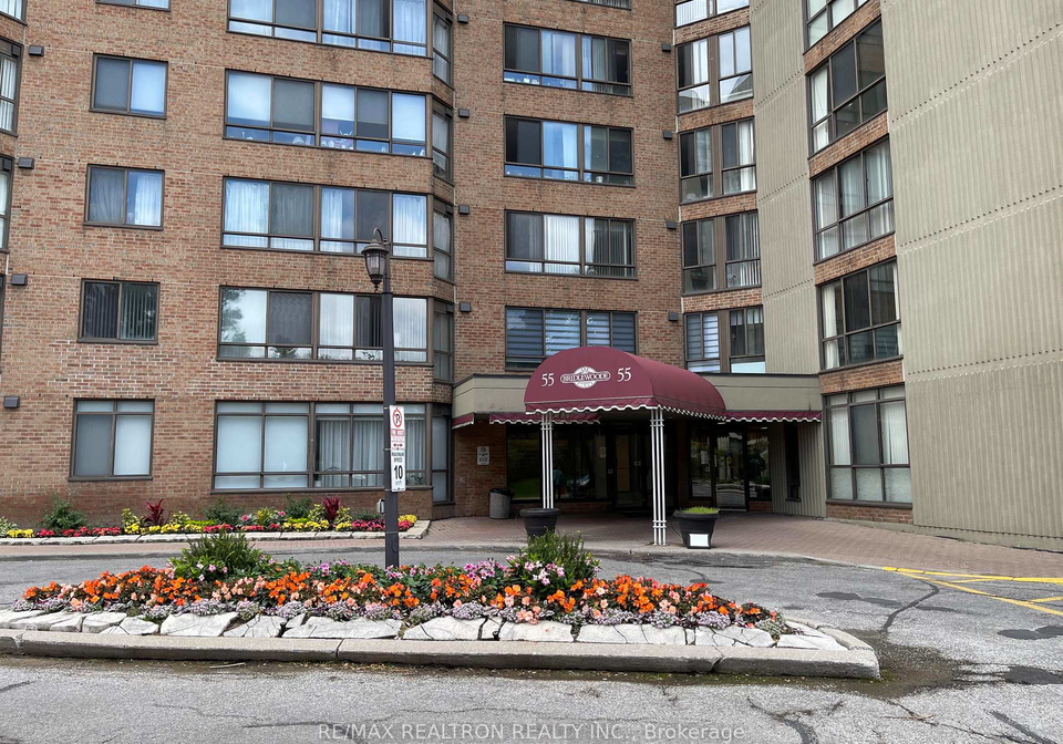 55-bamburgh-circle-sw-toronto-scarborough-ontario-e13541216