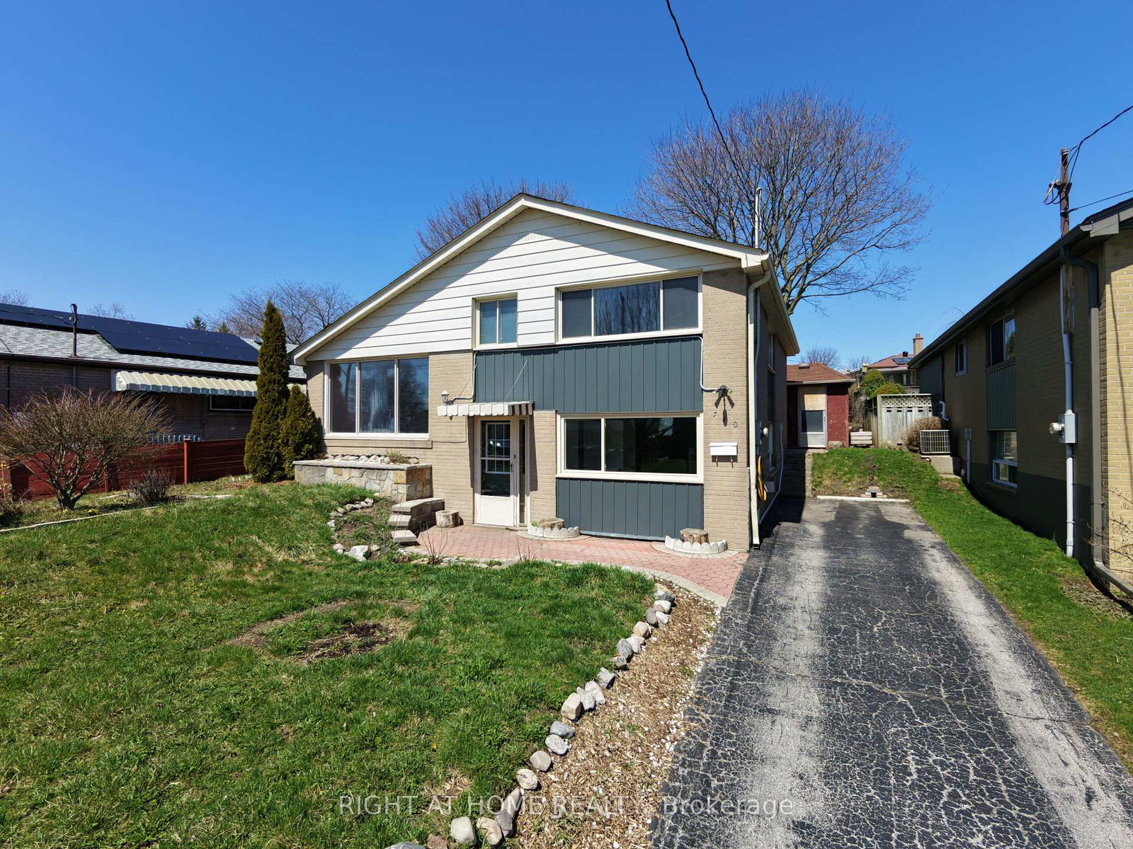 740-stone-street-oshawa-ontario-e13541384