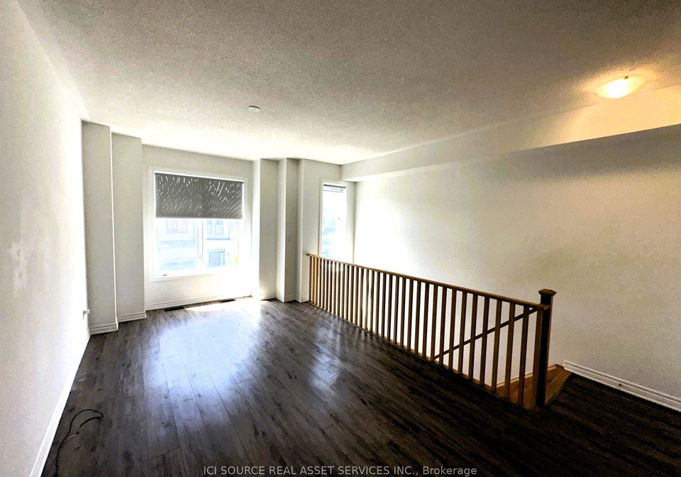 335-okanagan-path-oshawa-ontario-e13541672
