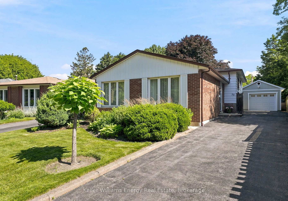 20-proud-grove-toronto-scarborough-ontario-e13542158