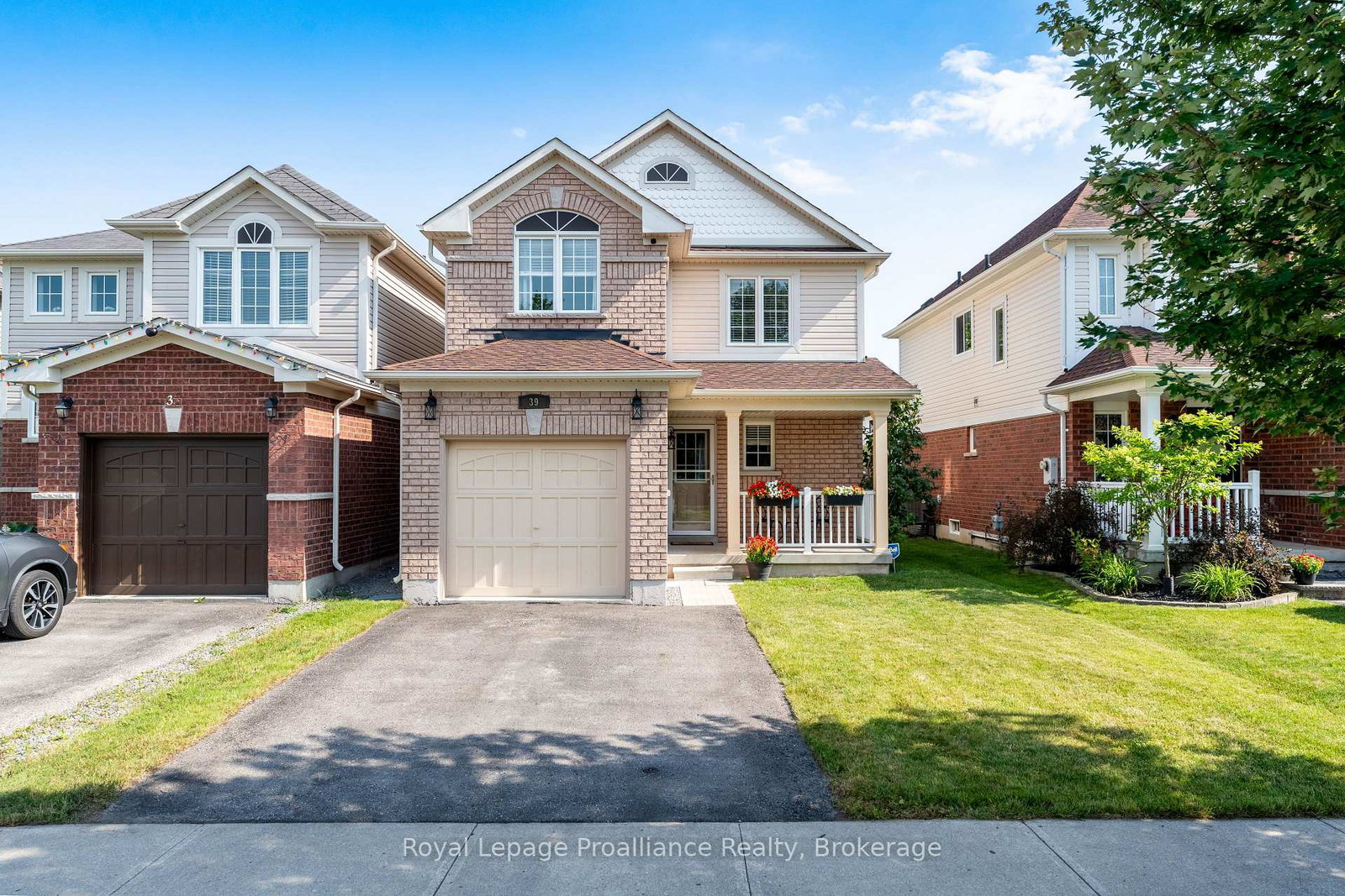 39-courvier-crescent-clarington-ontario-e13543030