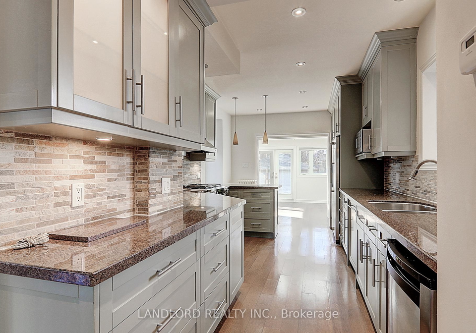138-fallingbrook-road-toronto-scarborough-ontario-e13543300