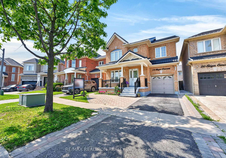 18-sivyer-crescent-ajax-ontario-e13543900