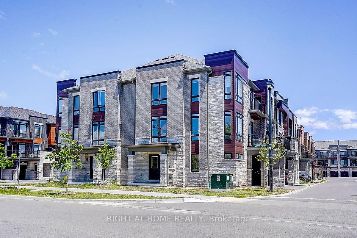 502-littlewood-lane-ajax-ontario-e13544302