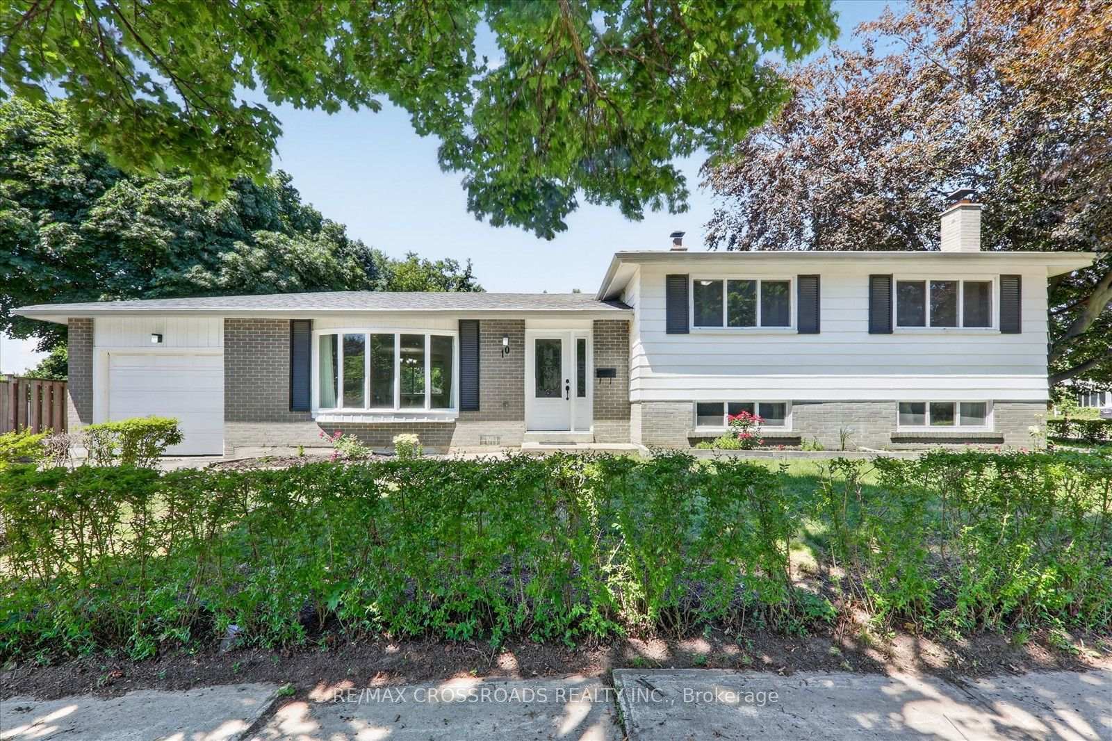 10-gillbank-crescent-s-toronto-scarborough-ontario-e13544564