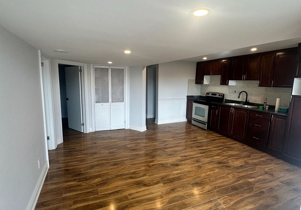 2279-chapman-court-pickering-ontario-e13545090