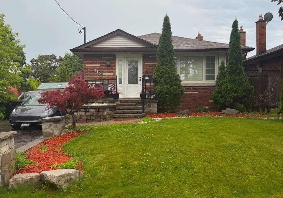 323-ridgeway-avenue-oshawa-ontario-e13545348