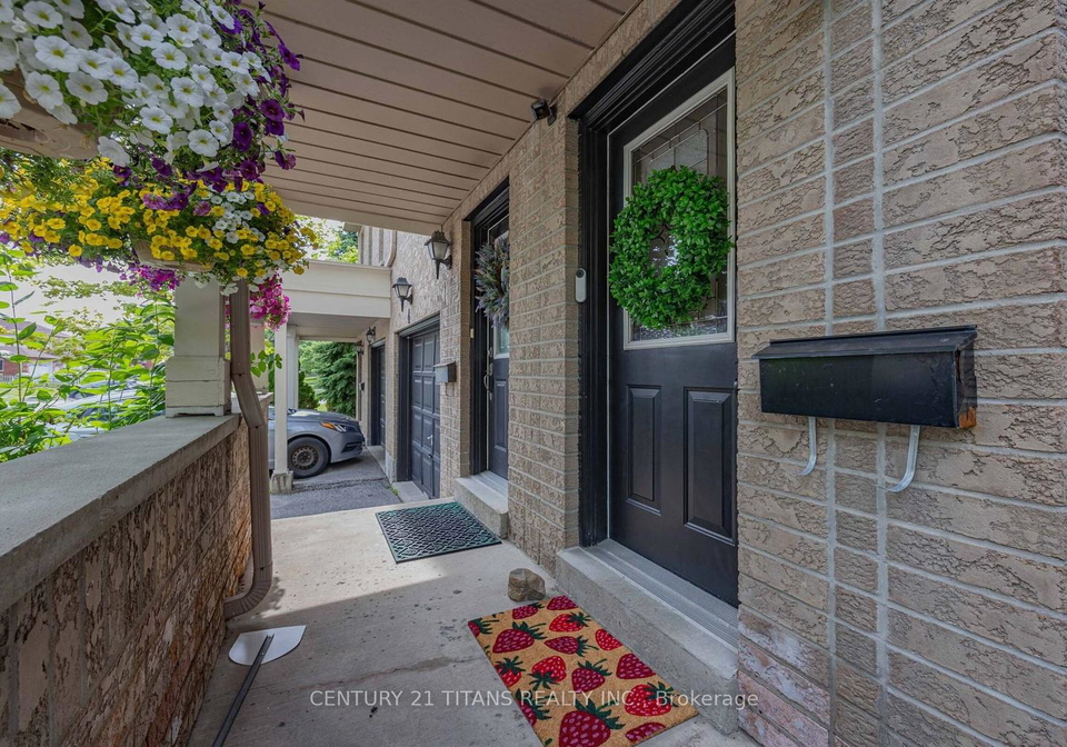 6-mcgonigal-lane-ajax-ontario-e13546072