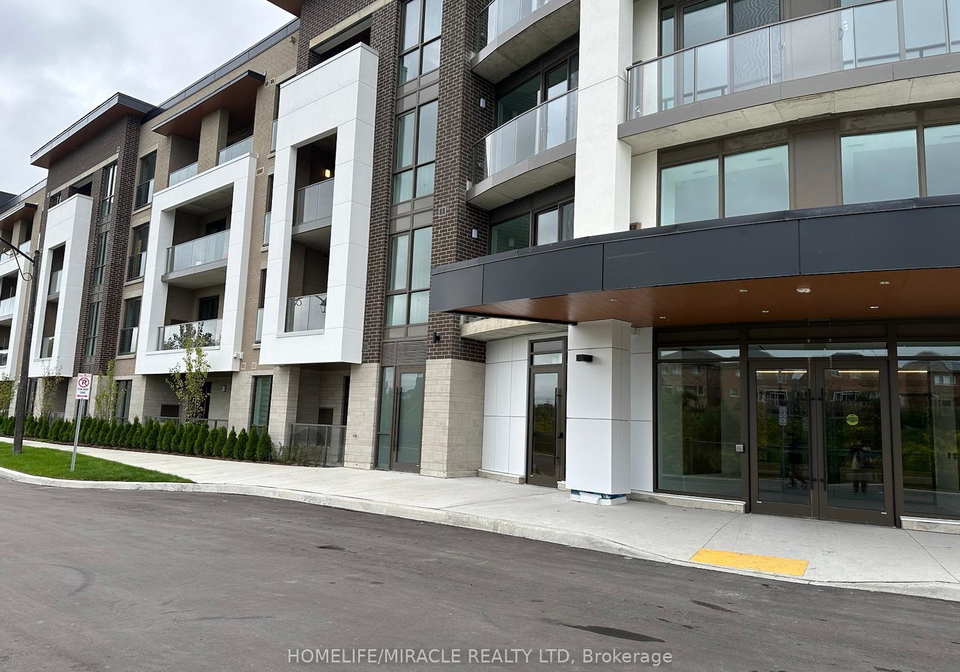 385-arctic-red-drive-oshawa-ontario-e13546226