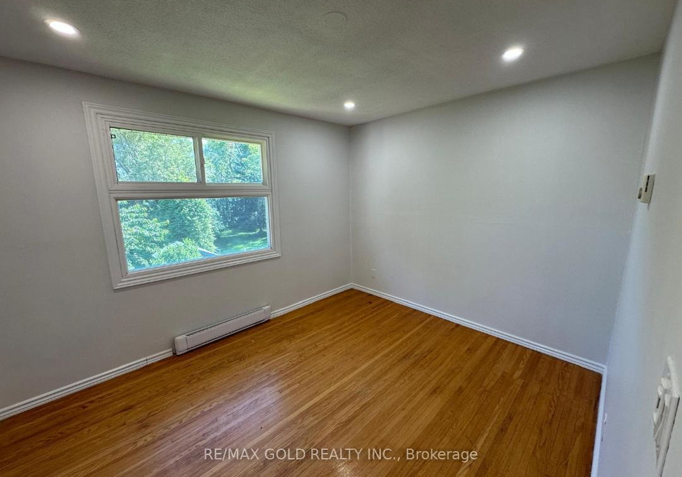 515-stone-street-oshawa-ontario-e13546312