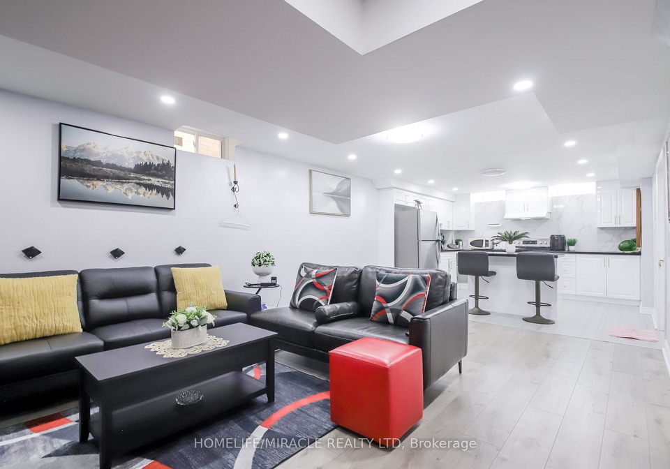 1301-apollo-street-oshawa-ontario-e13546436