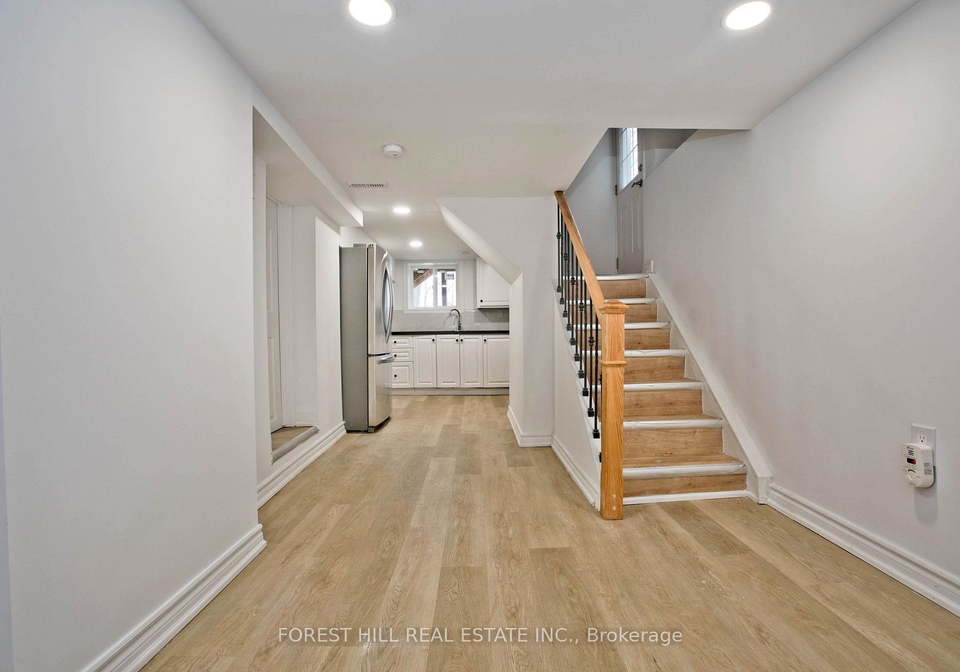 63-pinegrove-avenue-toronto-scarborough-ontario-e13546786