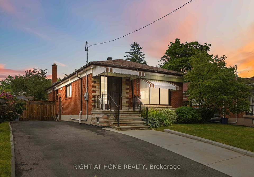 8-grassington-crescent-toronto-scarborough-ontario-e13546878