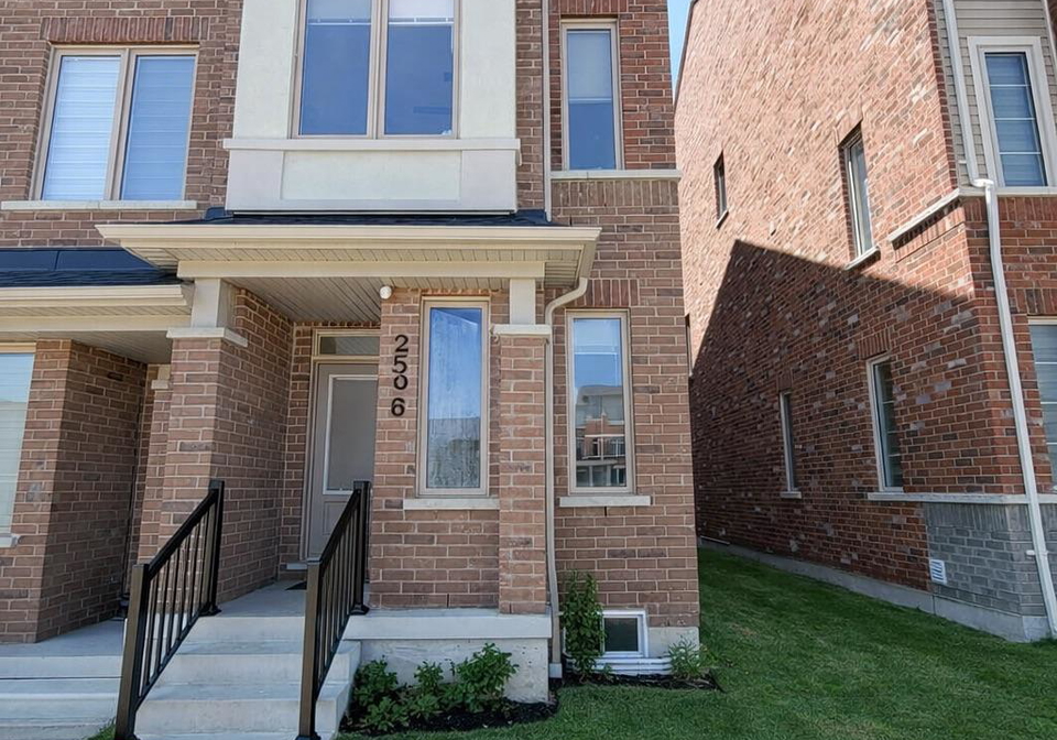 2856-whites-road-pickering-ontario-e13547122