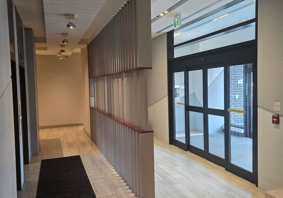 2301-danforth-avenue-toronto-toronto-ontario-e13547250