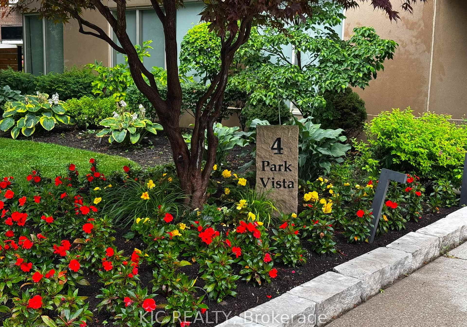 4-parkvista-toronto-east-york-ontario-e13547526