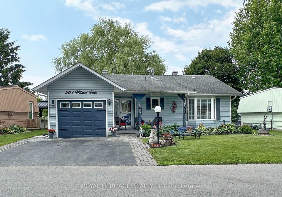203-wilmot-trail-clarington-ontario-e13547756