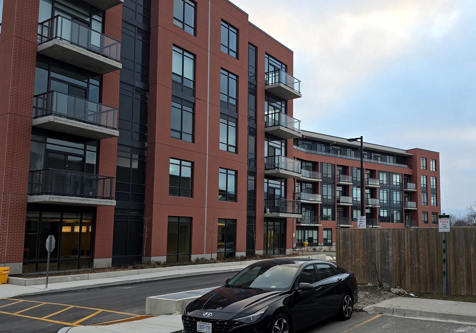 1010-dundas-street-e-whitby-ontario-e13547760