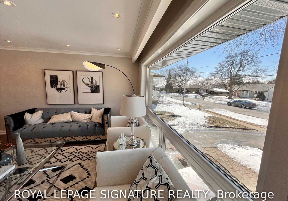123-bowman-avenue-whitby-ontario-e13548530