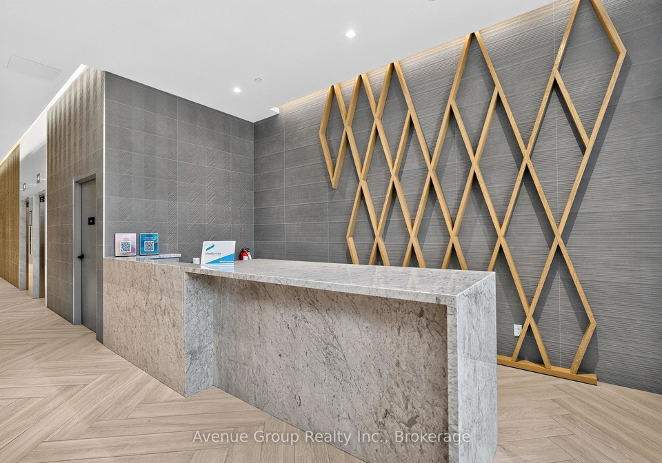 1285-queen-street-e-toronto-toronto-ontario-e13549024
