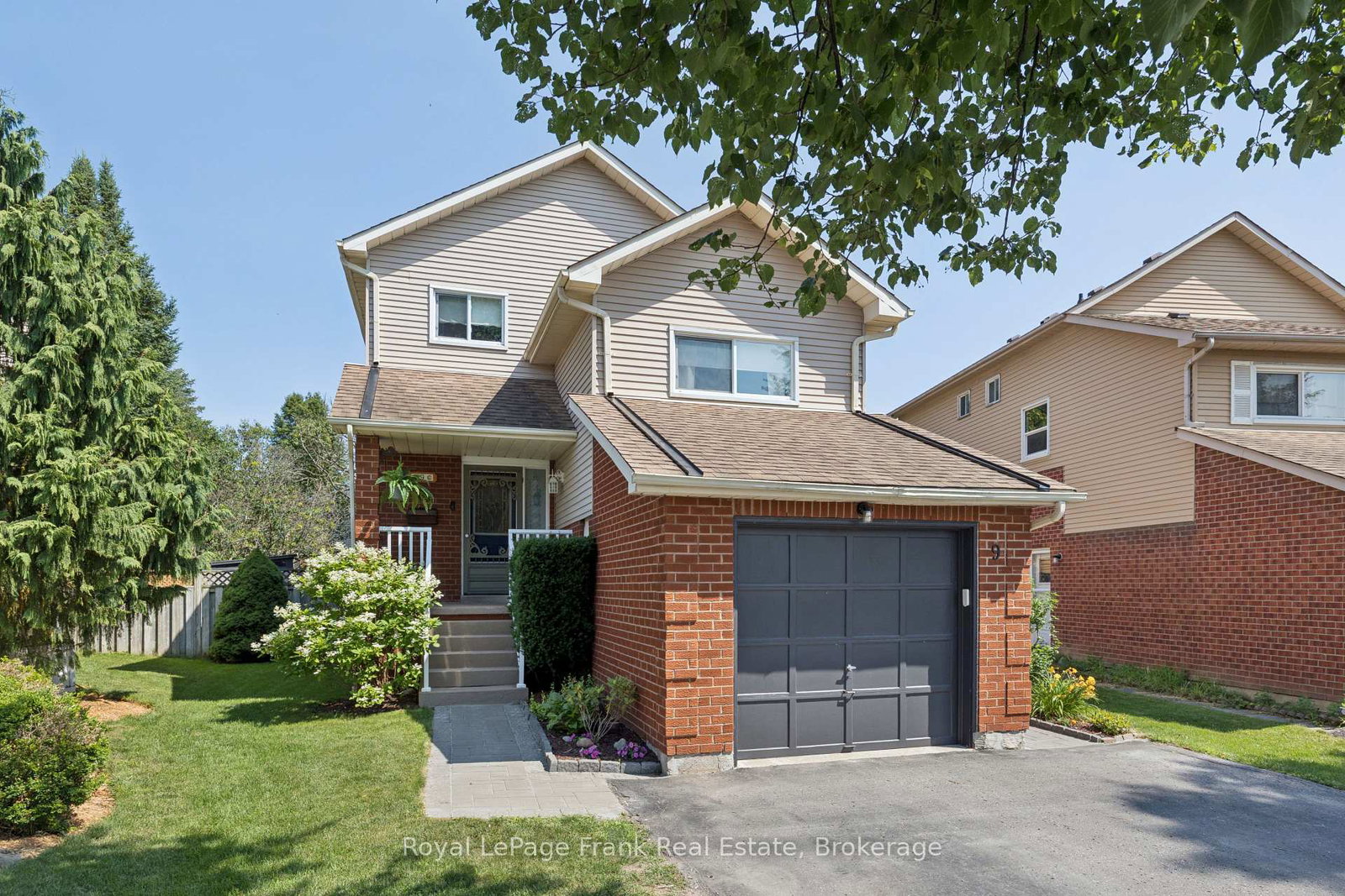 9-giles-court-whitby-ontario-e13549114