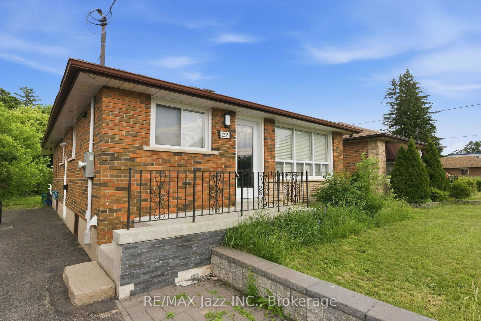 1235-somerville-street-oshawa-ontario-e13549292
