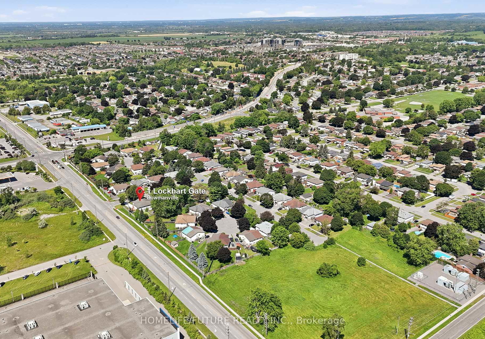 1-lockhart-gate-clarington-ontario-e13549756