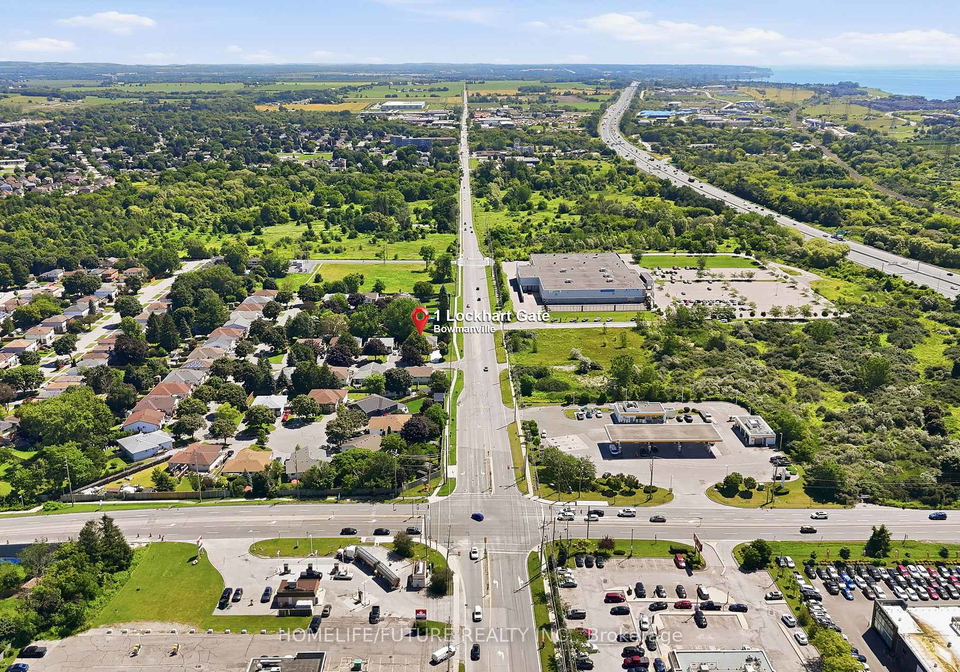 1-lockhart-gate-clarington-ontario-e13549756