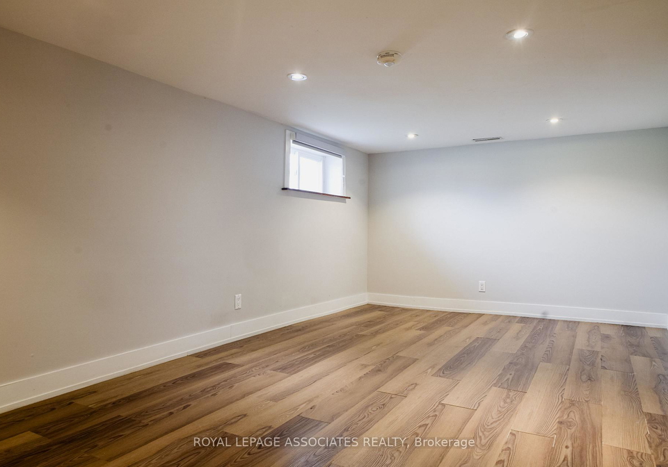 330-athol-street-e-oshawa-ontario-e13550250