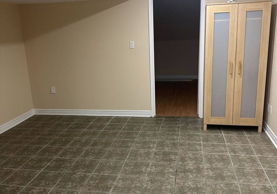 132-lawson-road-toronto-scarborough-ontario-e13550358